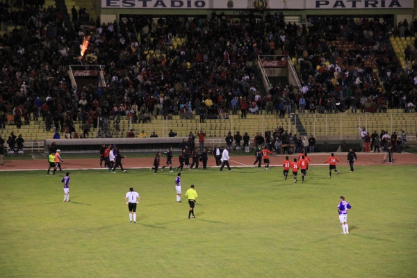 Universitario's star man Boris grabs a goal | © lwephoto.com